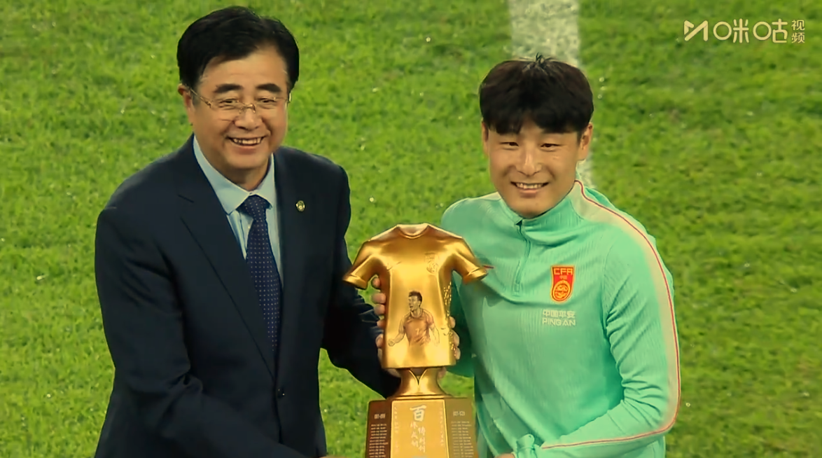 老鹰进攻新体系初显：赫茨、约翰逊谈曼尼恩方案
