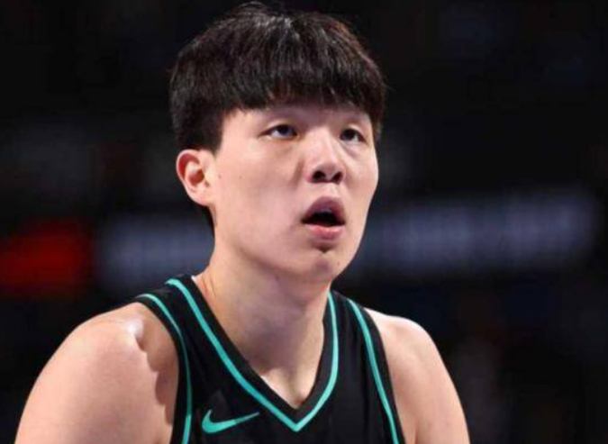 学霸港姐王嘉慧晒美照 颜值体态双在线气质出众