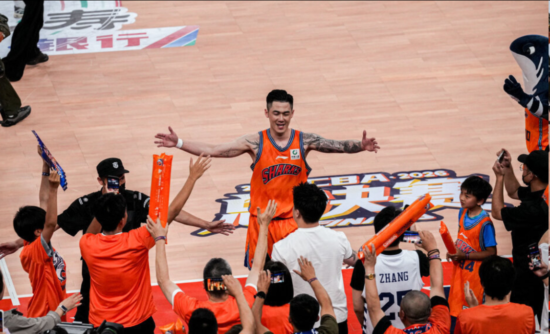 乌法115k欧元买断阿加波夫，结束租借正式加盟