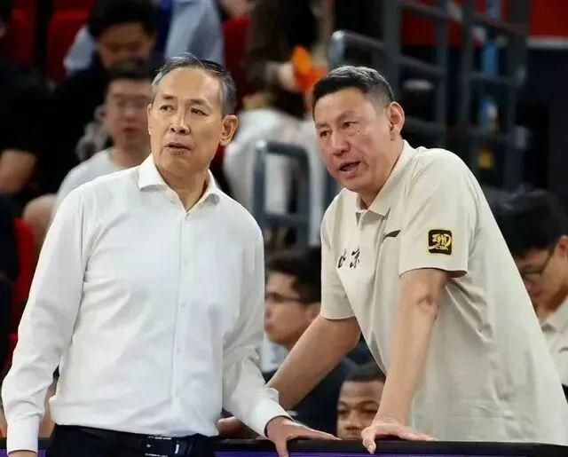 硬刚乔丹科比，怒喷米勒！身价亿万的他究竟有多豪横？