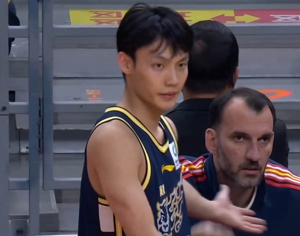 媒评尼克斯总裁最佳操作 布伦森签约居首
