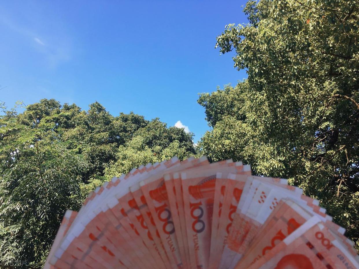 总决赛G5裁判名单出炉，哈珀迎来神级里程碑，文班亚马放狠话