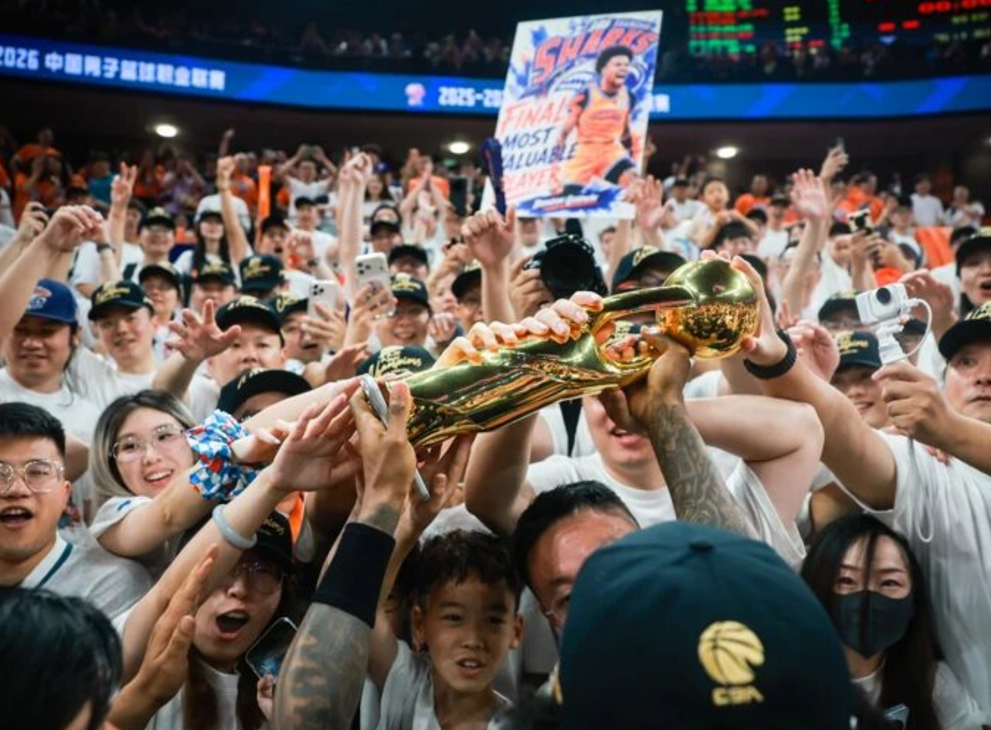 帕金斯直言马刺该送走福克斯，合同与哈珀崛起让球队无路可选