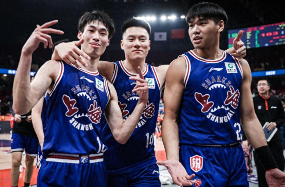 库里发文祝贺前助教布朗：尼克斯53年首冠背后的师徒情