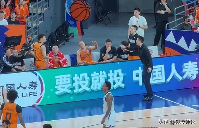 尼克斯夺冠将登吉米今夜秀