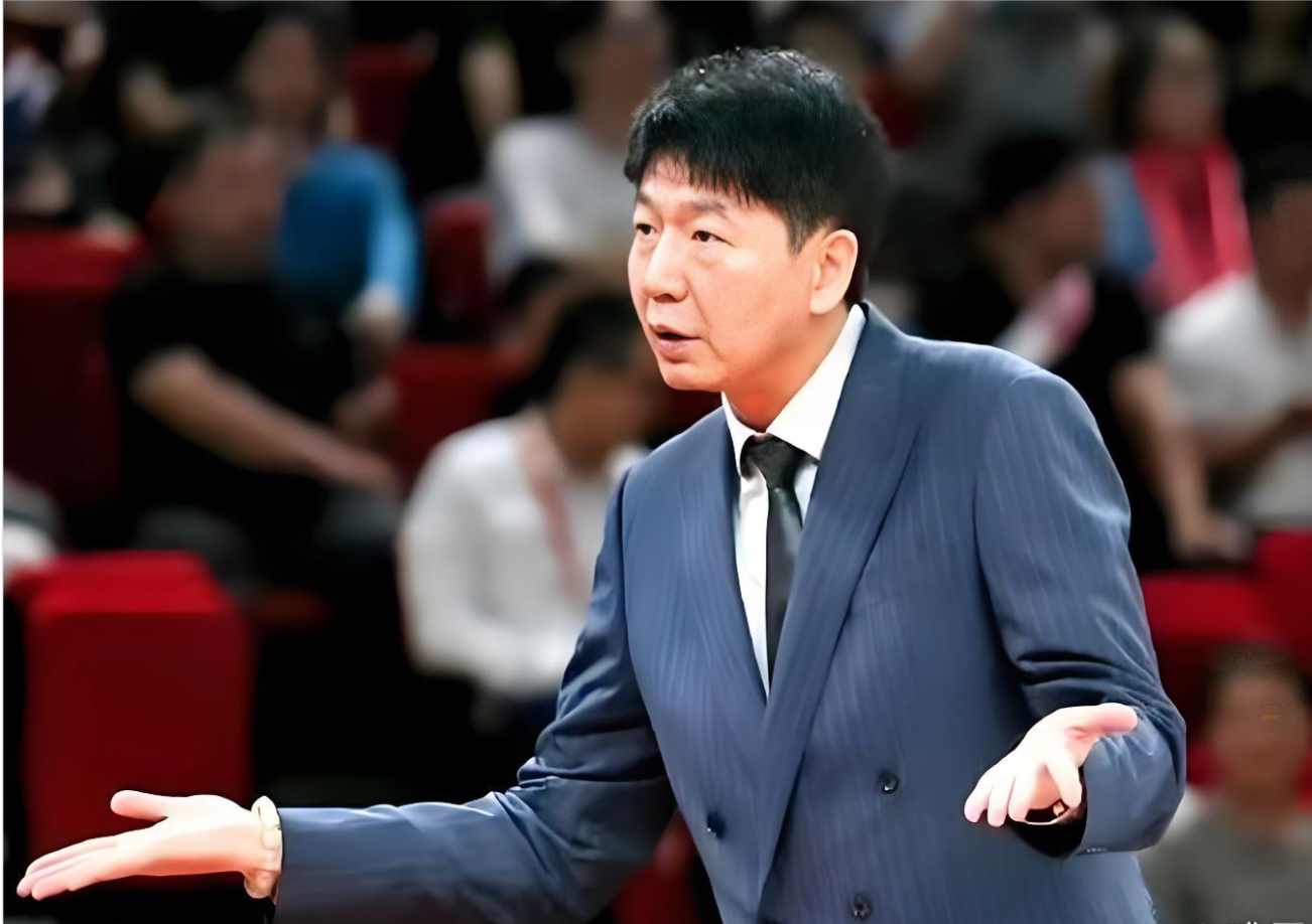 库里发文祝贺前助教布朗：尼克斯53年首冠背后的师徒情