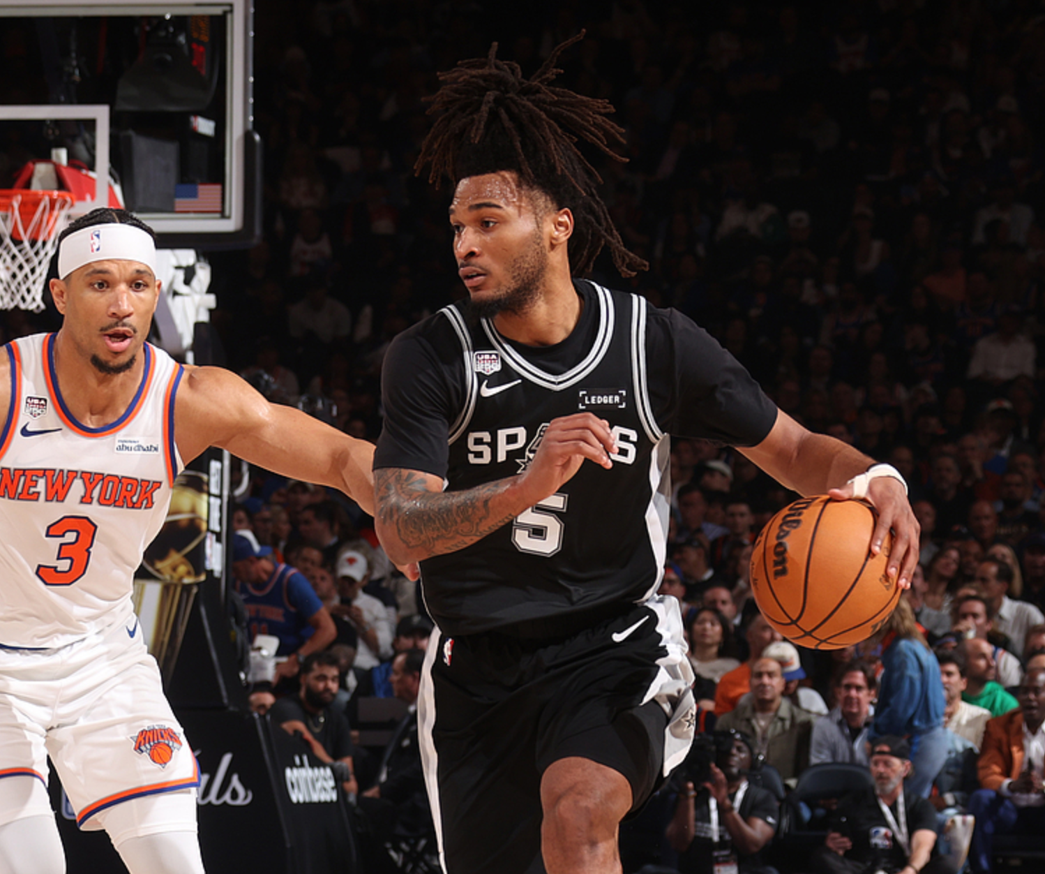 沙梅特：赛季漫长而煎熬 夺冠是无与伦比的体验