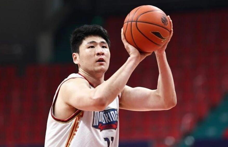 奇才榜眼萨尔接受右脚骨折手术