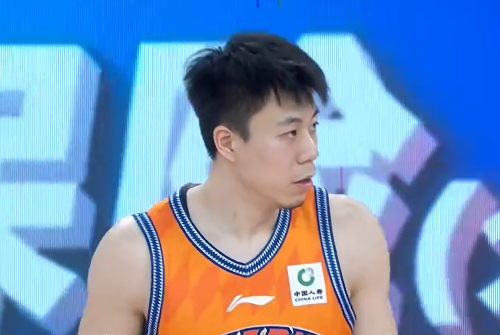 乌法115k欧元买断阿加波夫,结束租借正式加盟